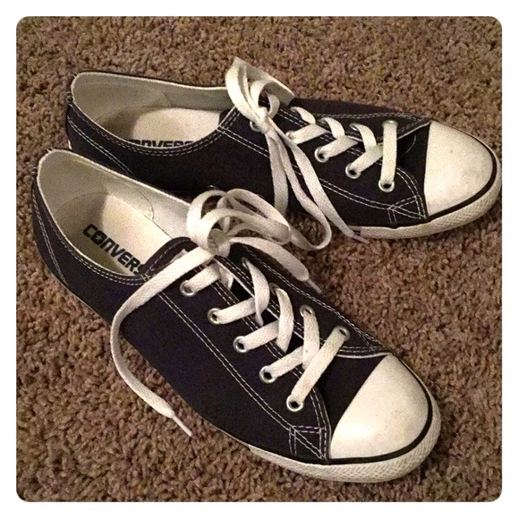converse dainty size 8